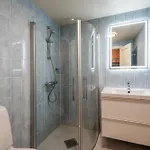 Town Centre - With A Superb Location And Walking Distance To Everything *