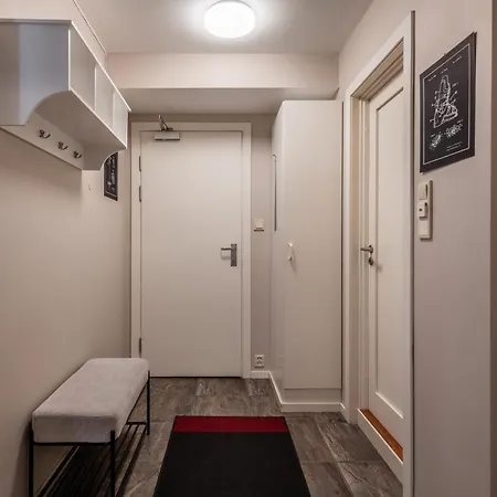Town Centre - With A Superb Location And Walking Distance To Everything Lägenhet *